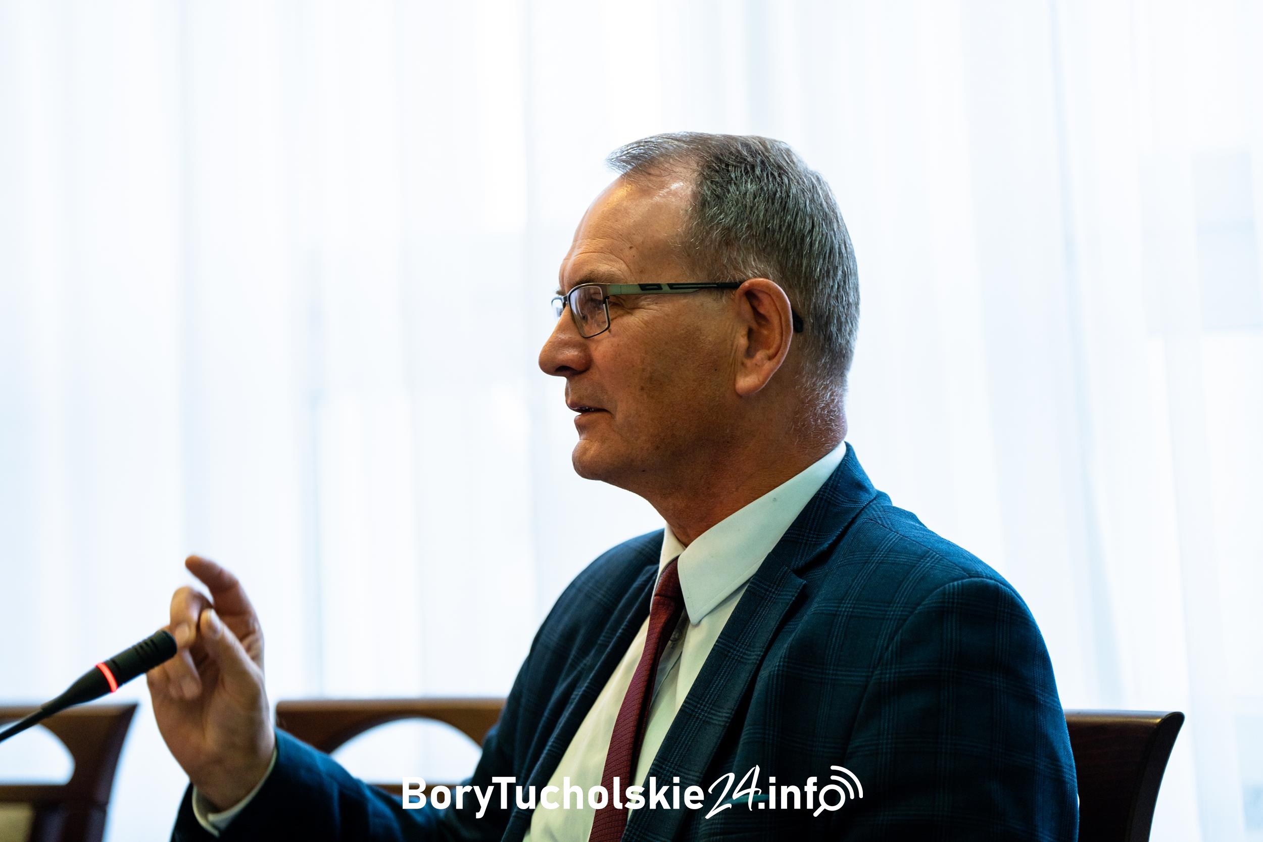 Przegląd dróg powiatowych według radnego Kłopotka