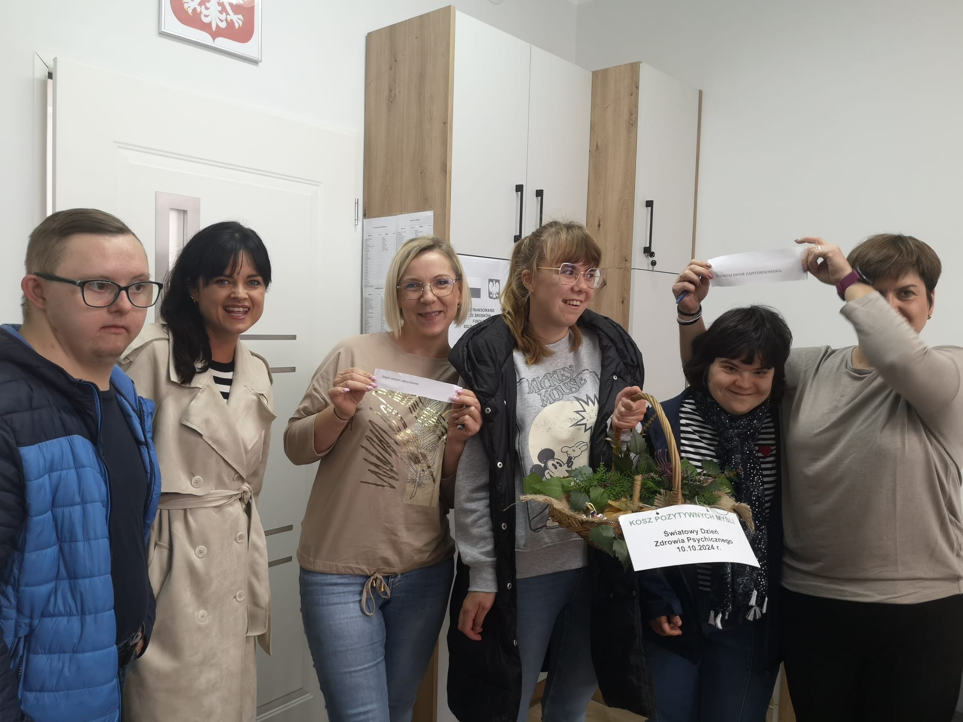 Ciekawa akcja czerskiego ŚDS w Światowym Dniu Zdrowia Psychicznego (FOTO)