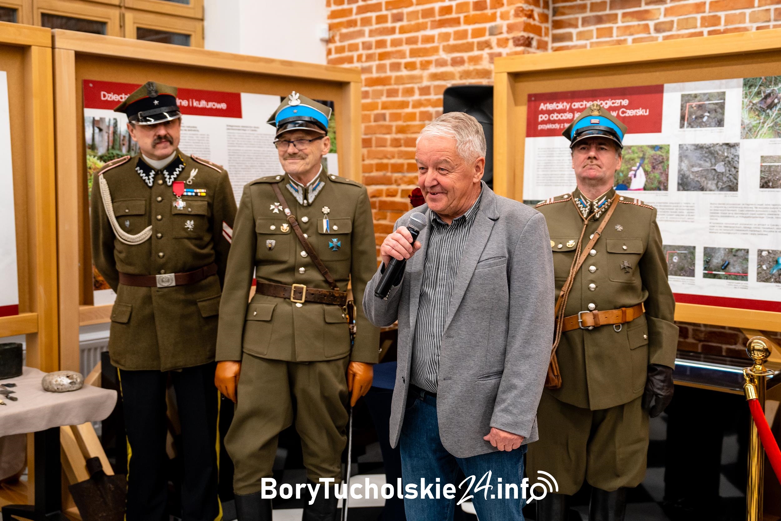 Powrót do przeszłości. Wystawa „Czersk – czas wojenny” (FOTO)