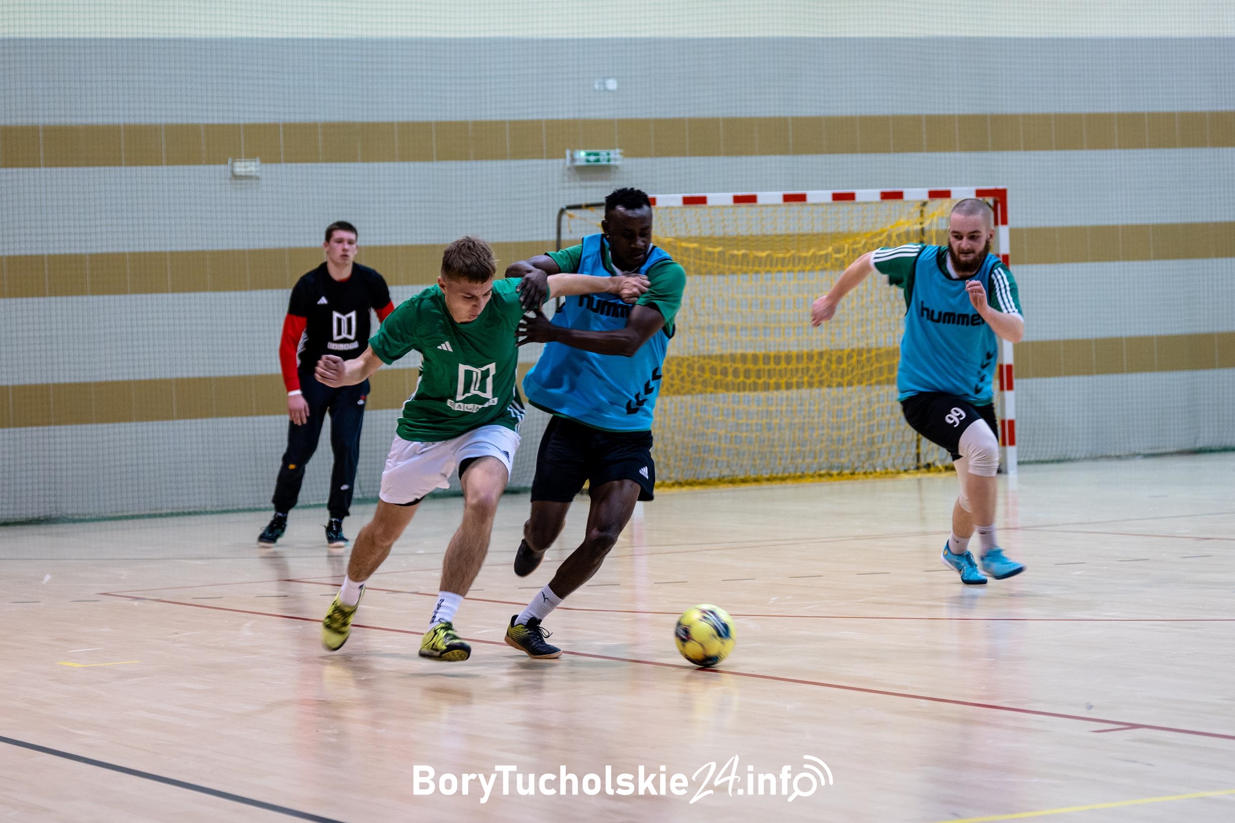 Wystartowała Czerska Liga Halowa (FOTO)