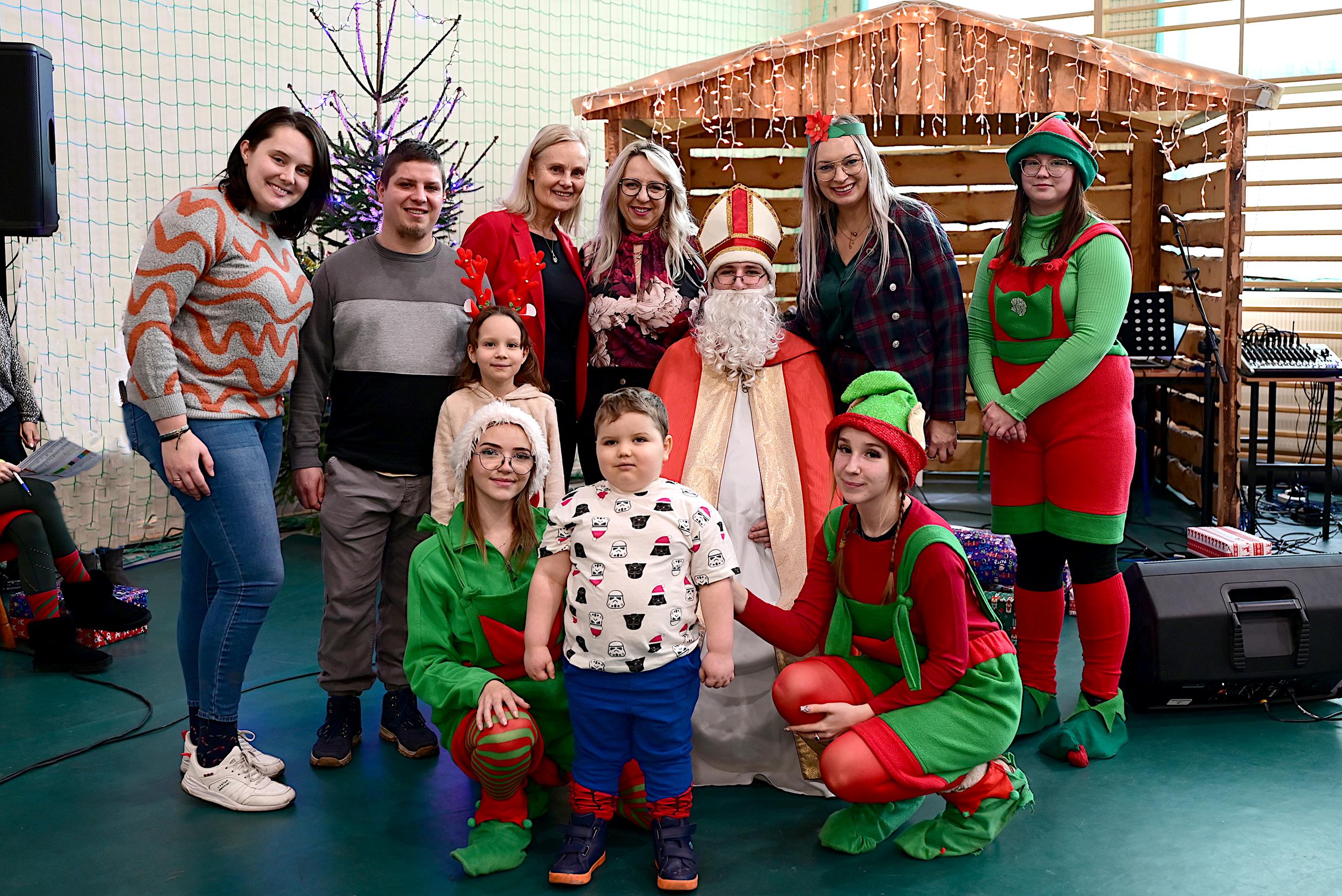 Świąteczna akcja w szkole w Malachinie (FOTO)