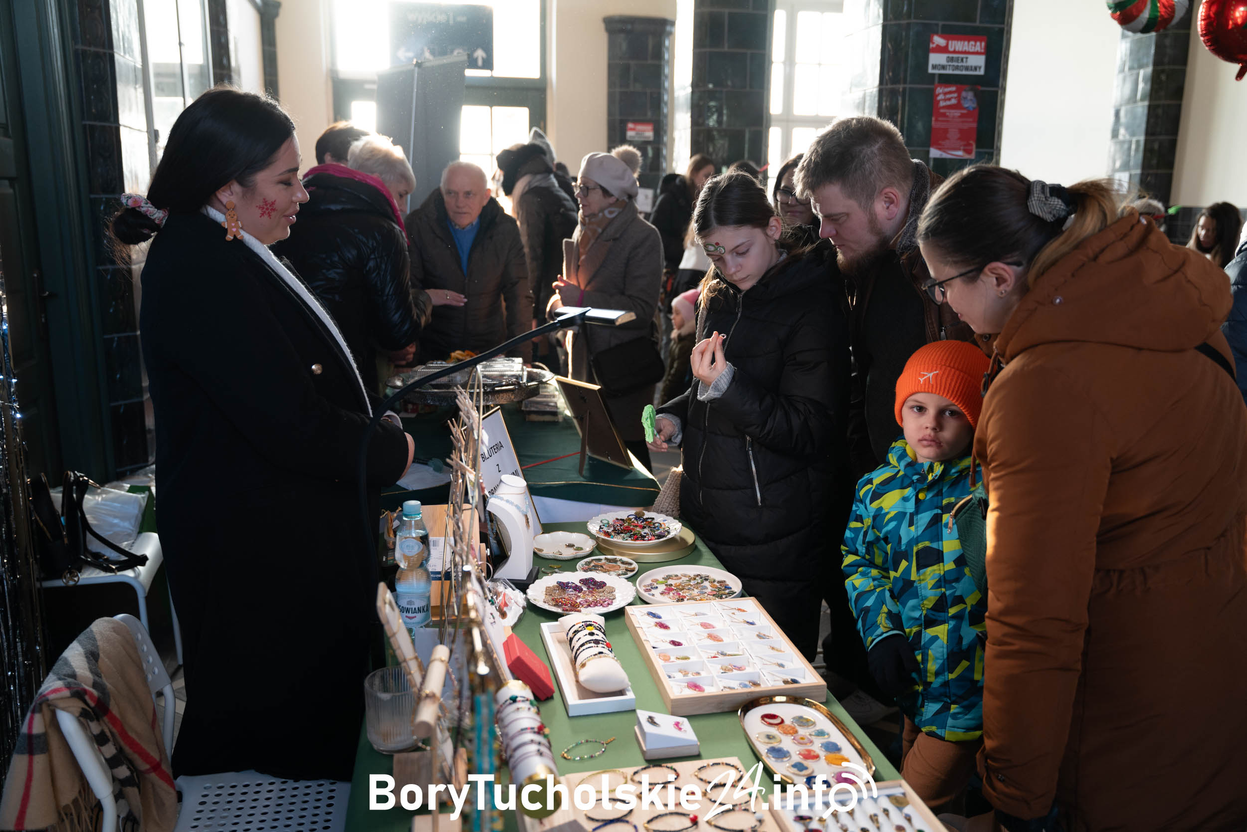 Świąteczny kiermasz w Tucholi przyciągnął tłumy
