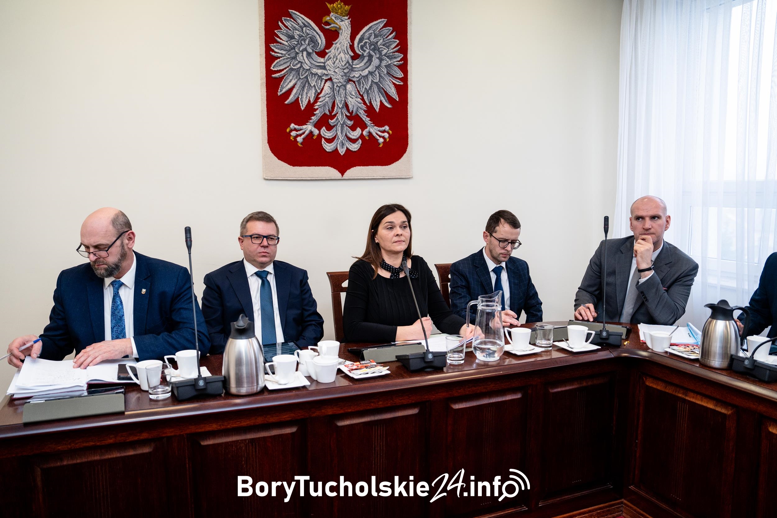 Zmiany w radzie powiatu. Ilona Lesikowska przewodniczącą