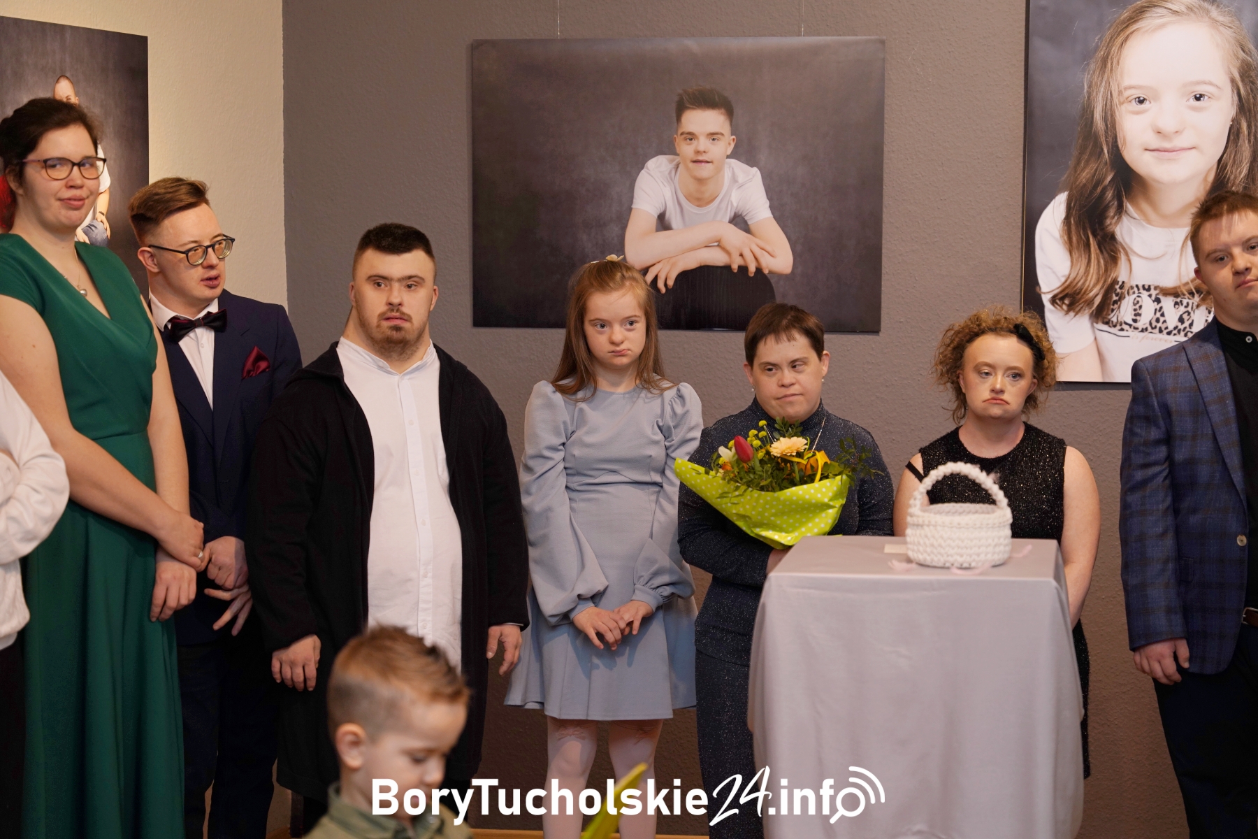 „Mamy Dzieci” – niezwykła wystawa Andrzeja Drelicha oraz kolejna "Kafka Się Uda"