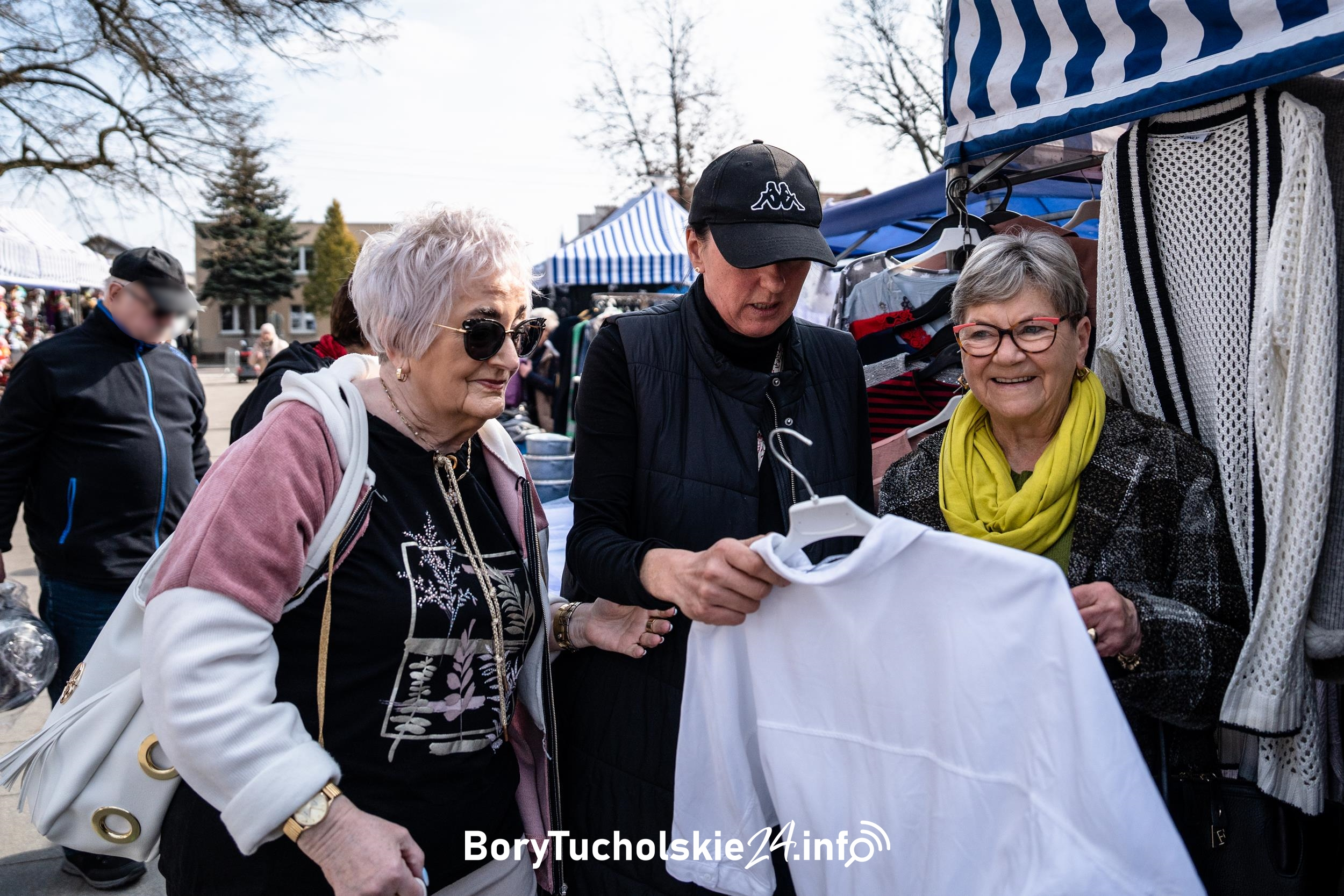 Wszyscy handlujący się pomieścili. Jak wyglądał dzień targowy w Czersku?
