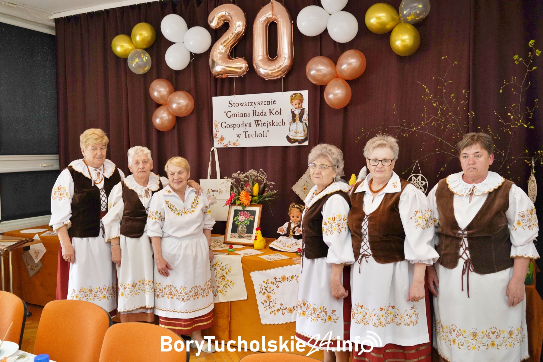 Uroczyste obchody 20-lecia działalności Stowarzyszenia "Gminna Rada Kół Gospodyń Wiejskich w Tucholi" (FOTO, WIDEO)