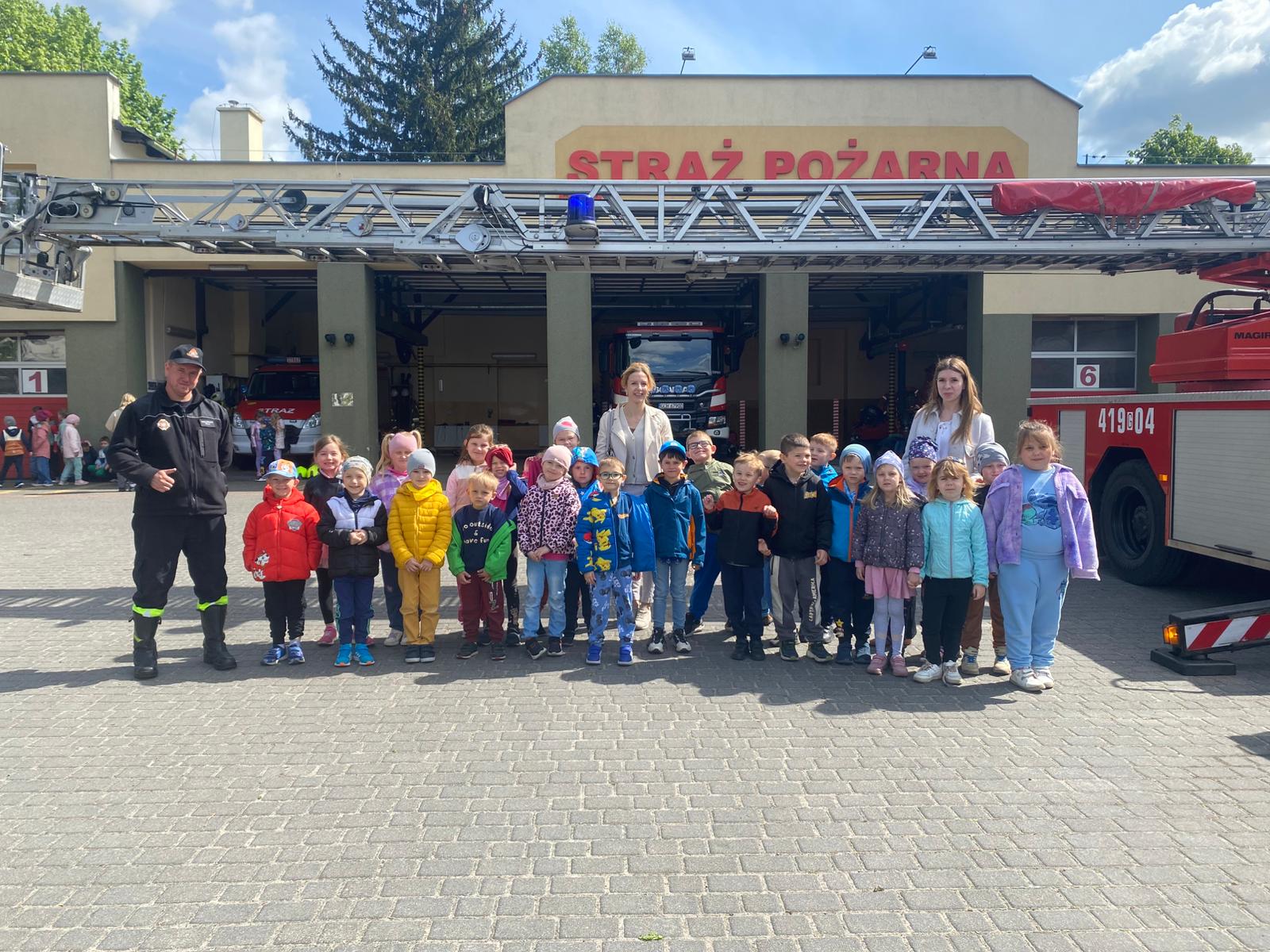 Edukacyjna wizyta SP nr 1 w jednostce OSP w Czersku (FOTO)