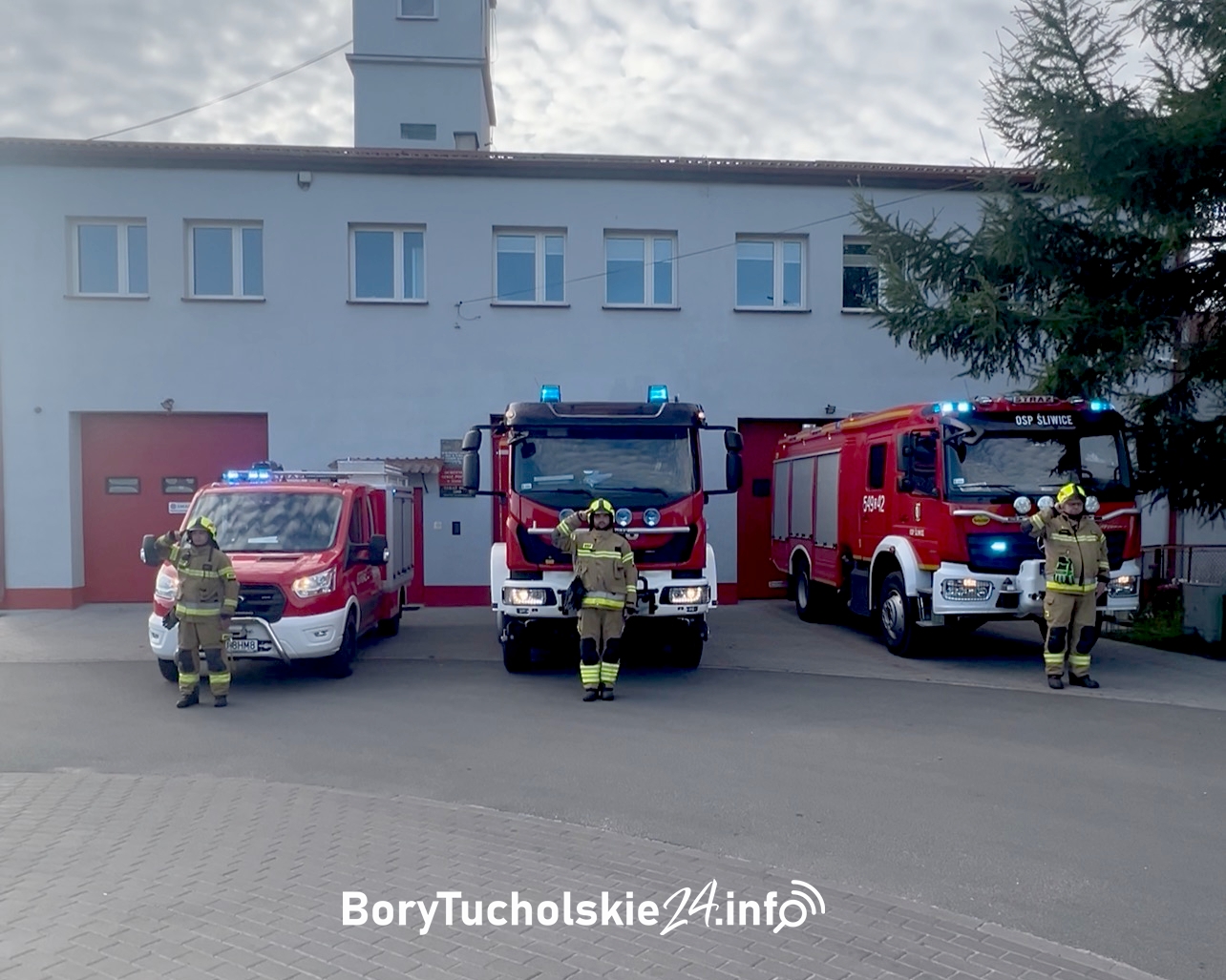 Strażacy uczcili pamięć Krystiana Dułaka z OSP w Sierakowicach (WIDEO)