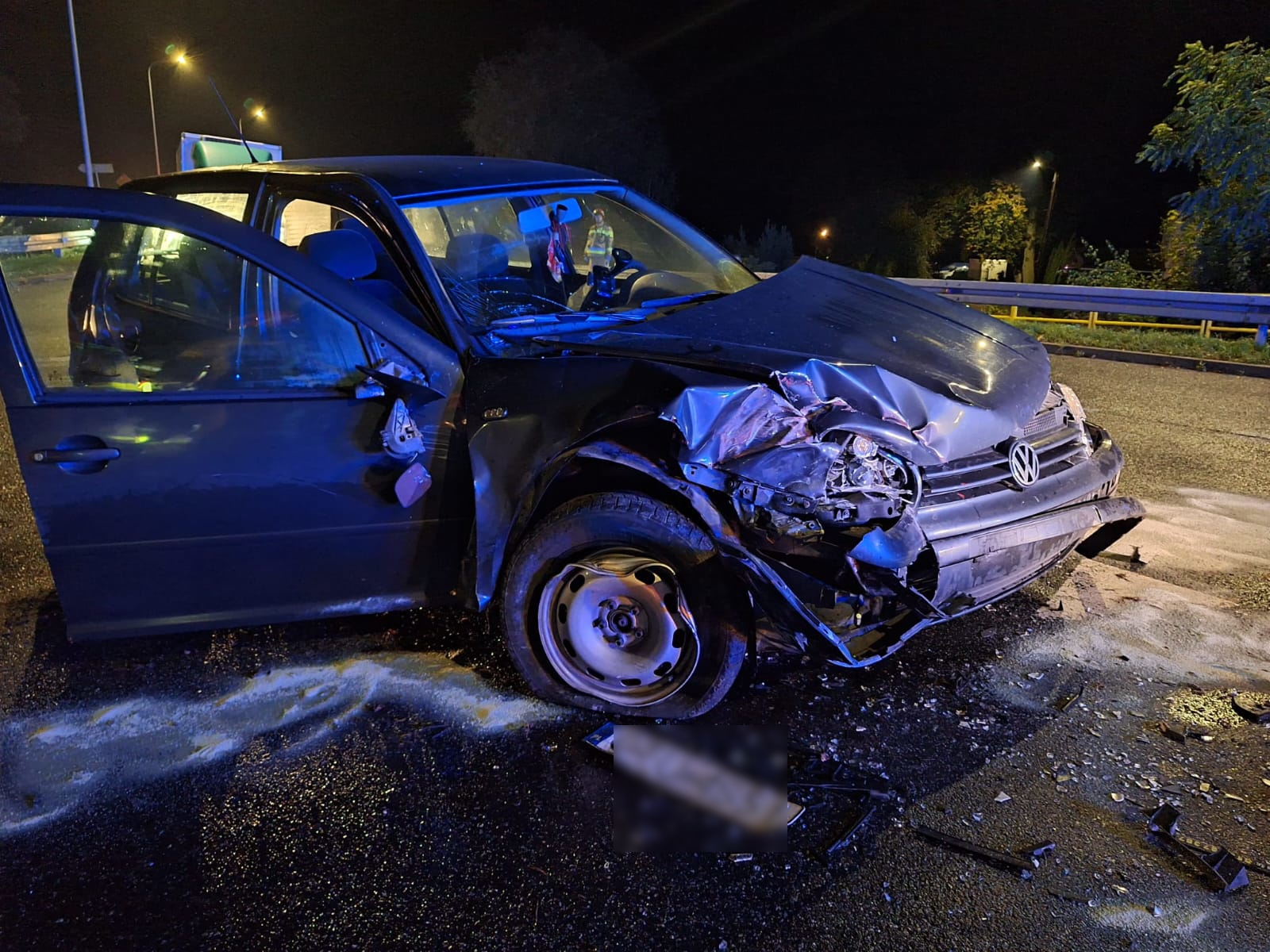 Zderzenie w Rudzkim Moście. Jeden z kierowców odjechał z miejsca kolizji (FOTO)