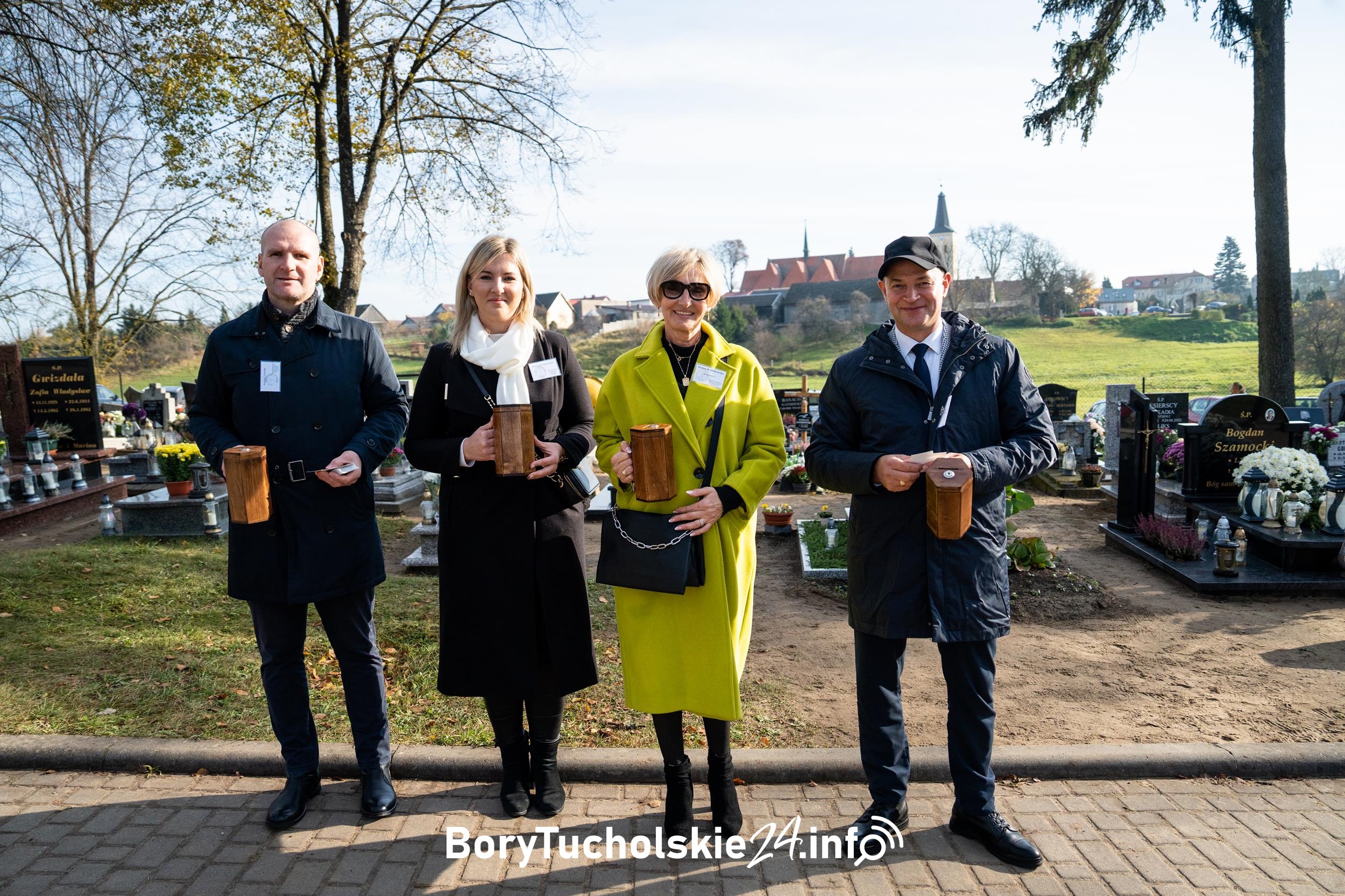 Rekordowa kwesta na cmentarzu w Śliwicach. Ile uzbierano?