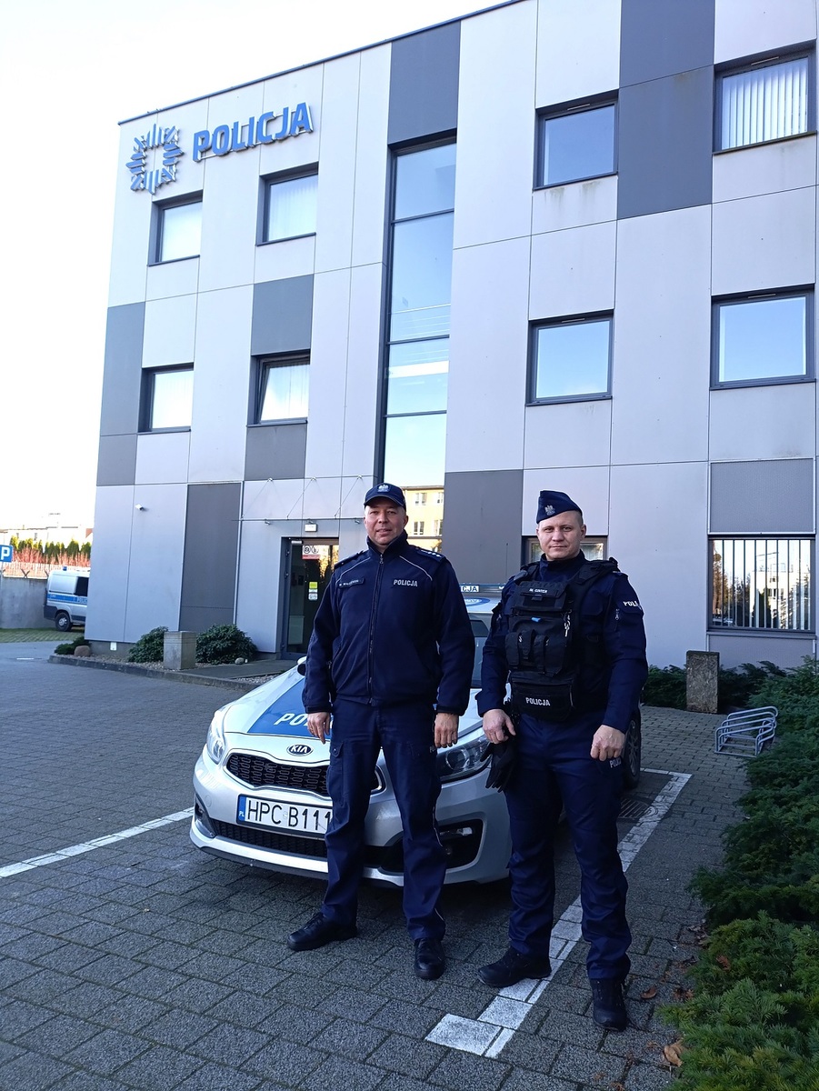 Nie byli na służbie, ale zatrzymali poszukiwanego. Fot. BoryTucholskie24.info