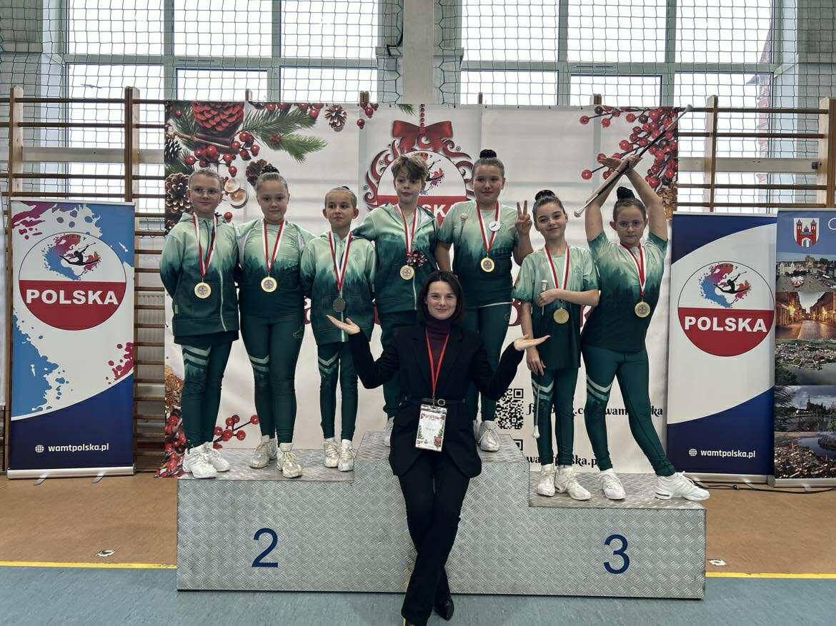 Mażoretki TOK z sukcesami na ogólnopolskim konkursie „Świąteczna Bajka” (FOTO)