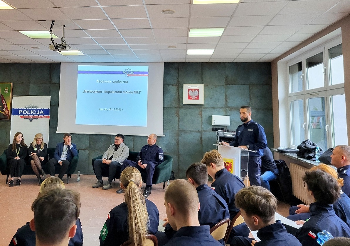 Z młodzieżą o środkach odurzających