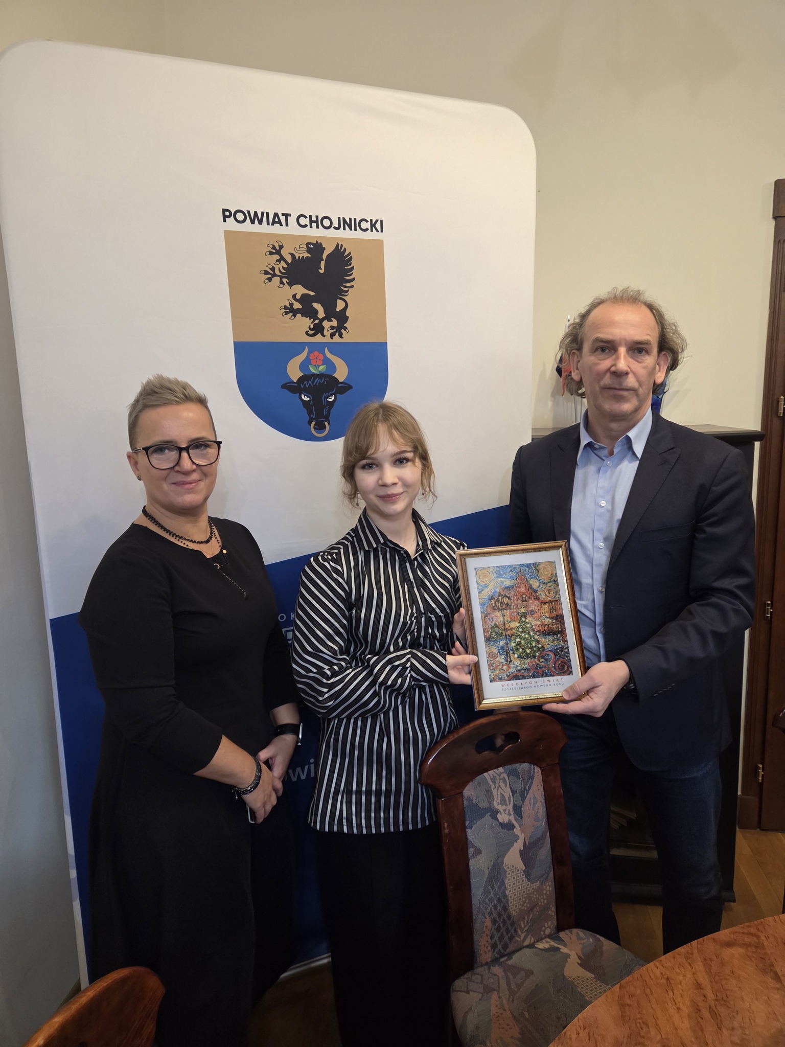 Praca Jolanty Czechowskiej z Czerska na świątecznej kartce powiatu chojnickiego