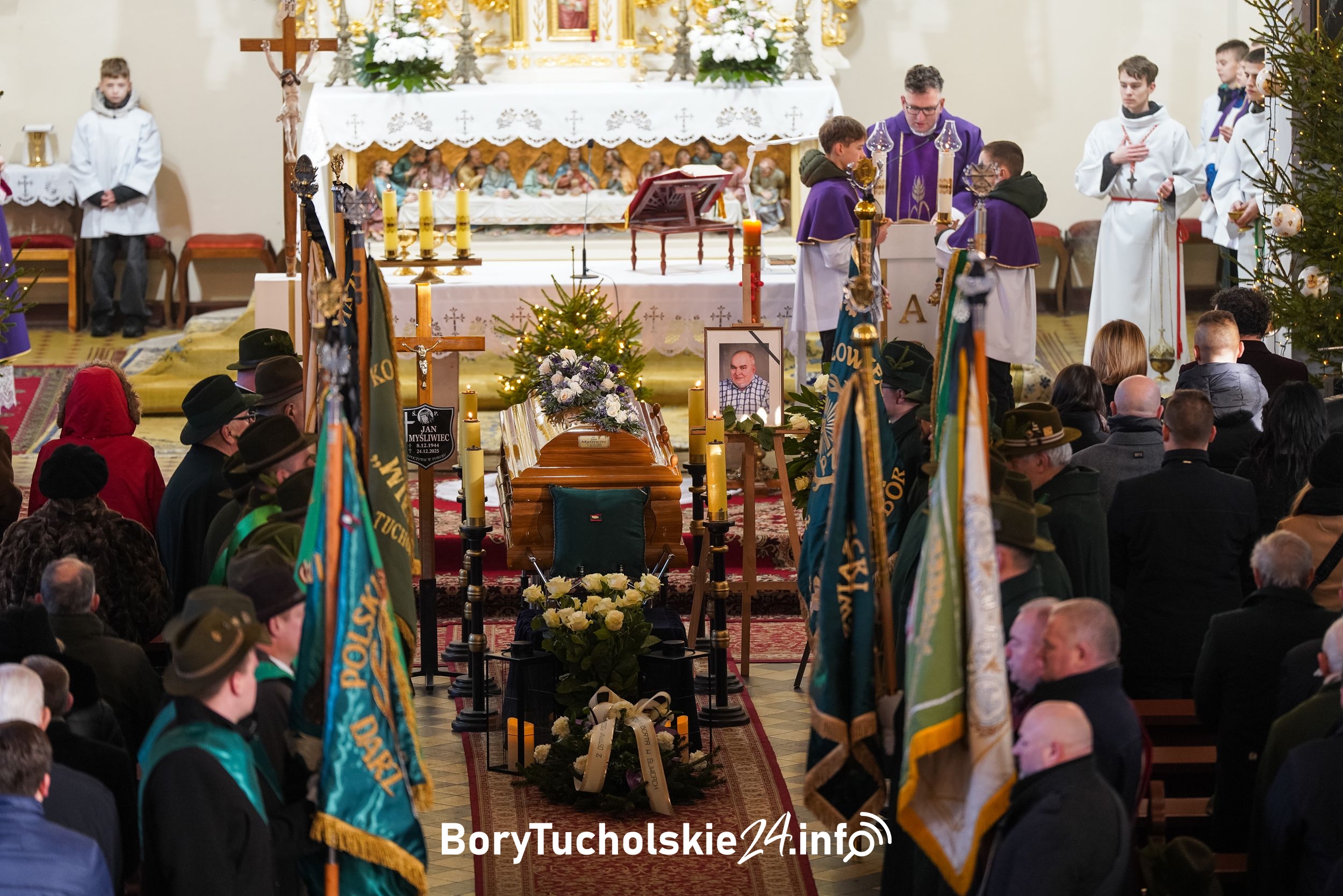 Ostatnie pożegnanie śp. Jana Myśliwca w Śliwicach (FOTO, WIDEO)