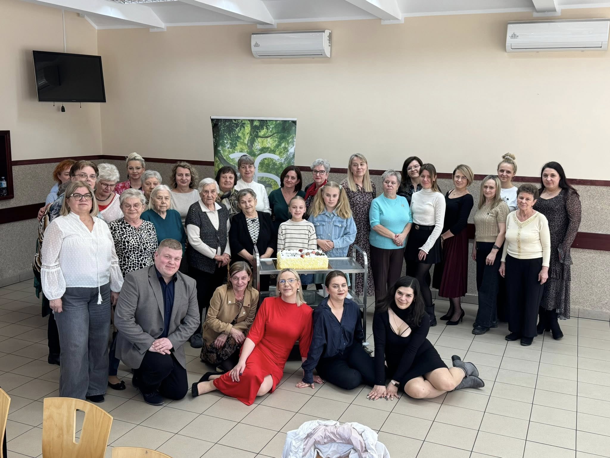 Na Dniu Kobiet w Gutowcu wszystkie panie przeszły metamorfozę (FOTO)