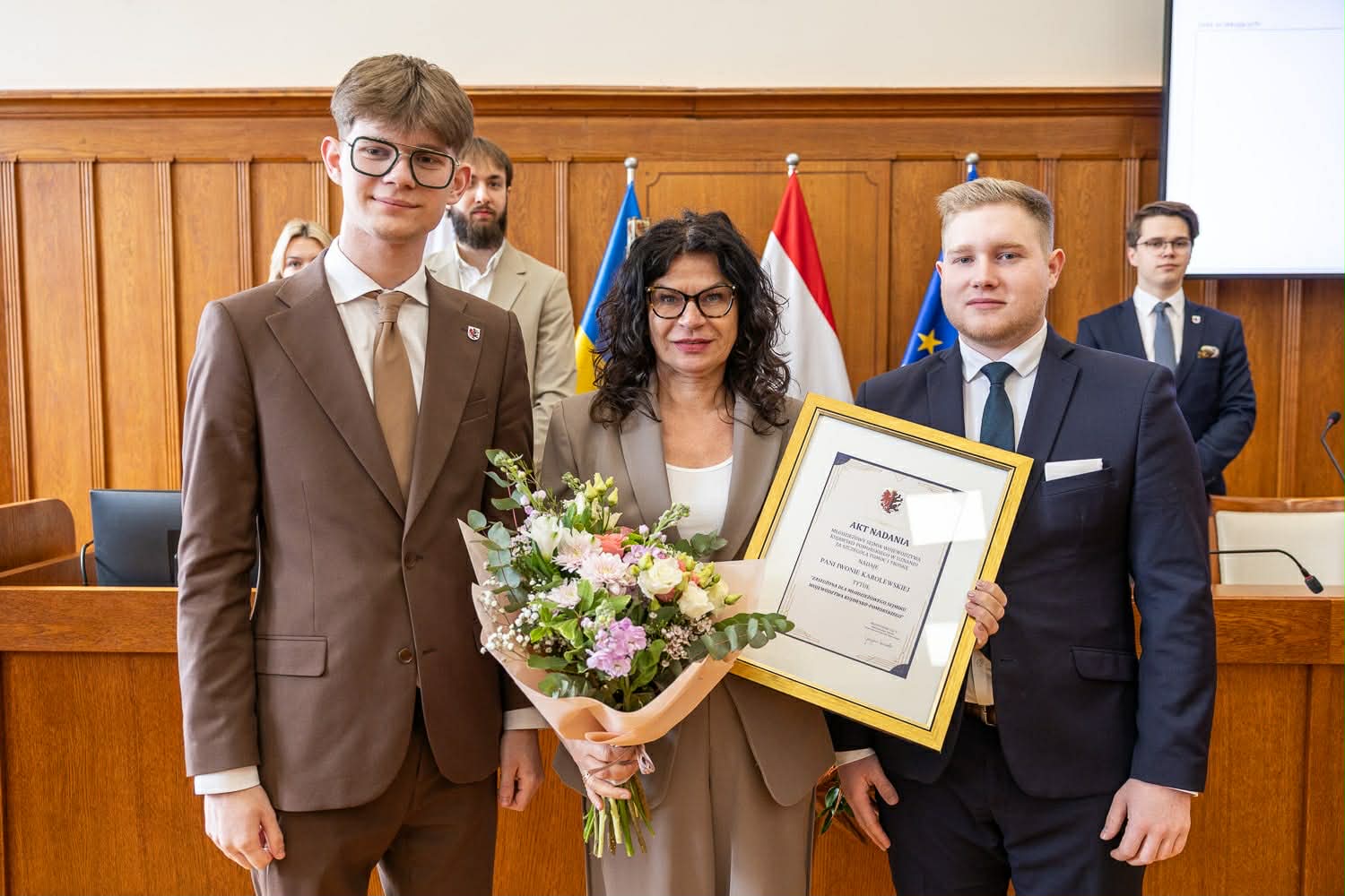 Podsumowanie kadencji Młodzieżowego Sejmiku Województwa Kujawsko-Pomorskiego. Wyróżnienie dla posłanki Iwony Karolewskiej 