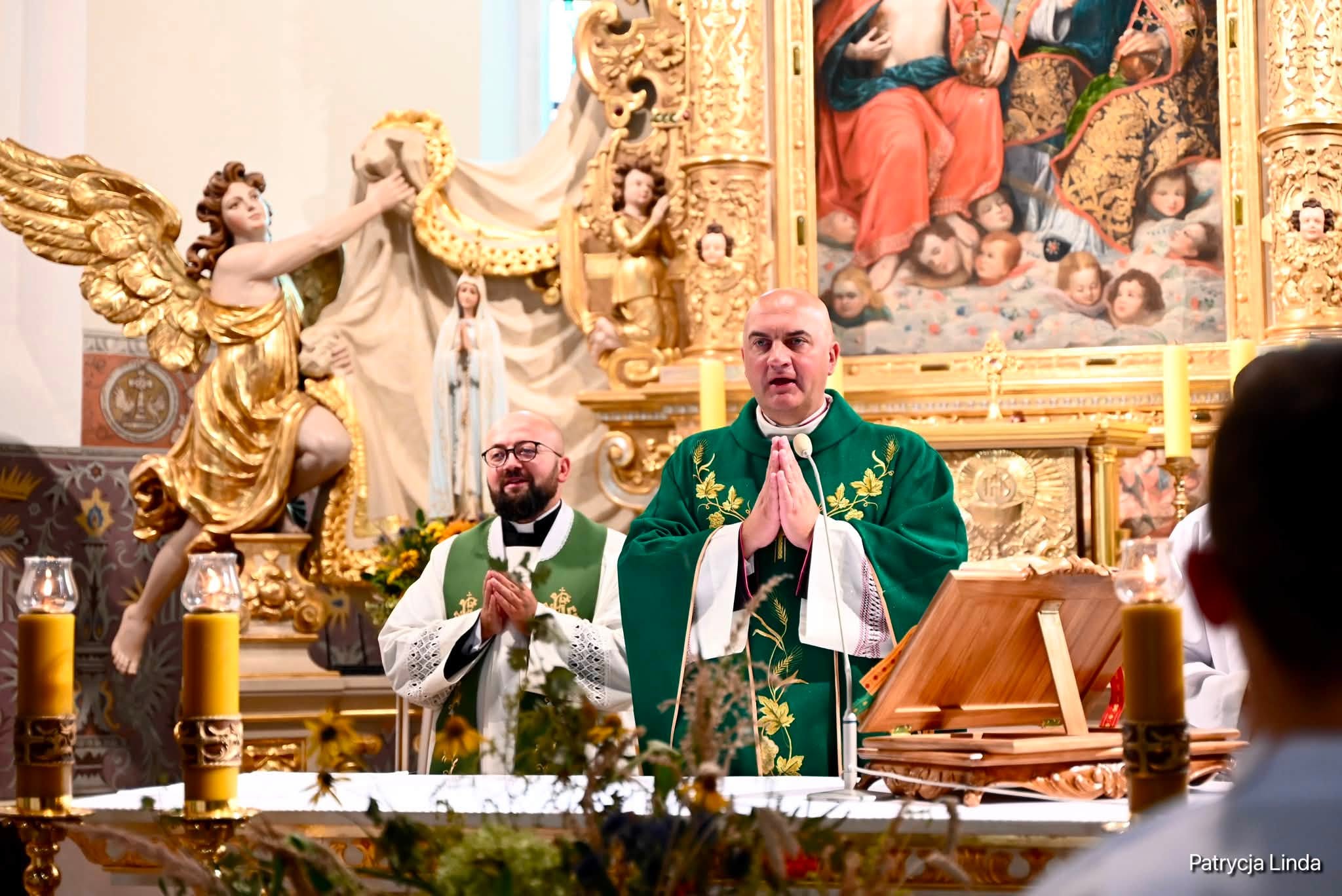 Parafianie przywitali księdza Tomka, nowego wikariusza w Czersku (FOTO)