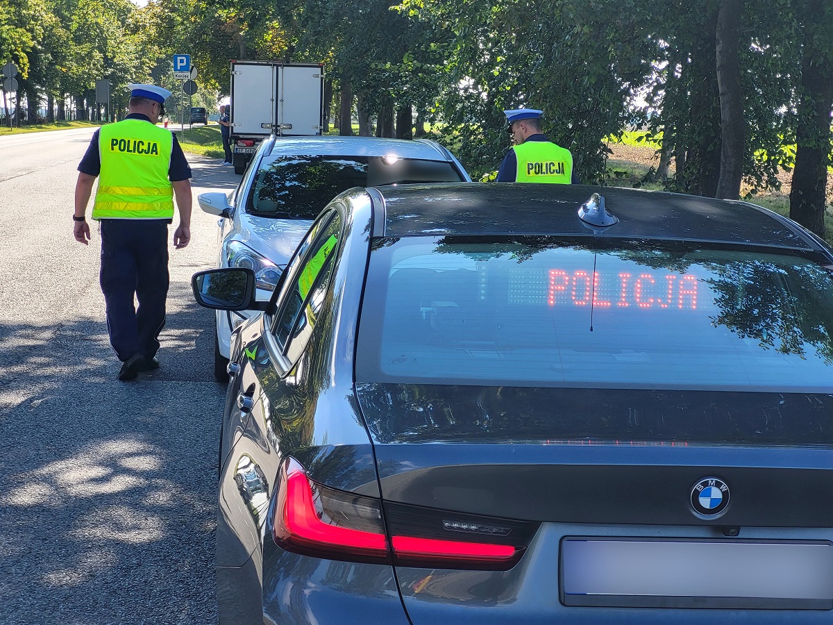 Wspólne działania policjantów z Tucholi i Chojnic. Posypały się mandaty (FOTO)