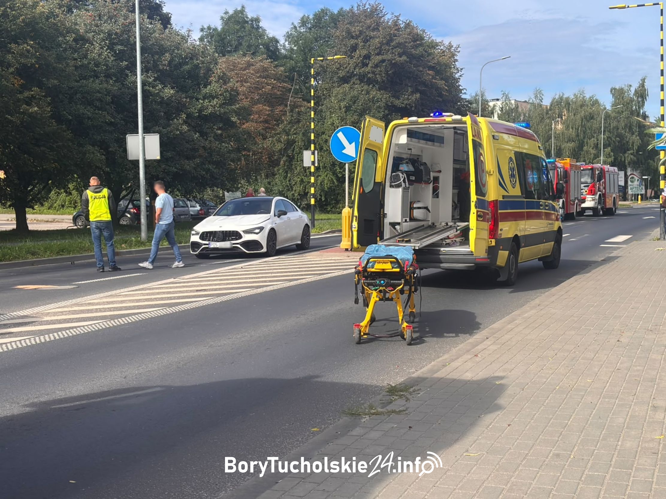 Potrącenie pieszej na ulicy Warszawskiej w Tucholi (FOTO)