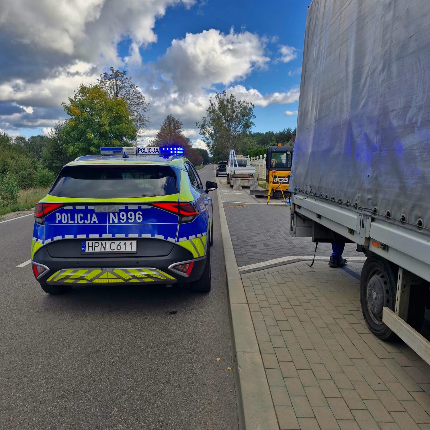 Rowerzystka potrącona przez samochód w Złotowie. Trafiła do szpitala
