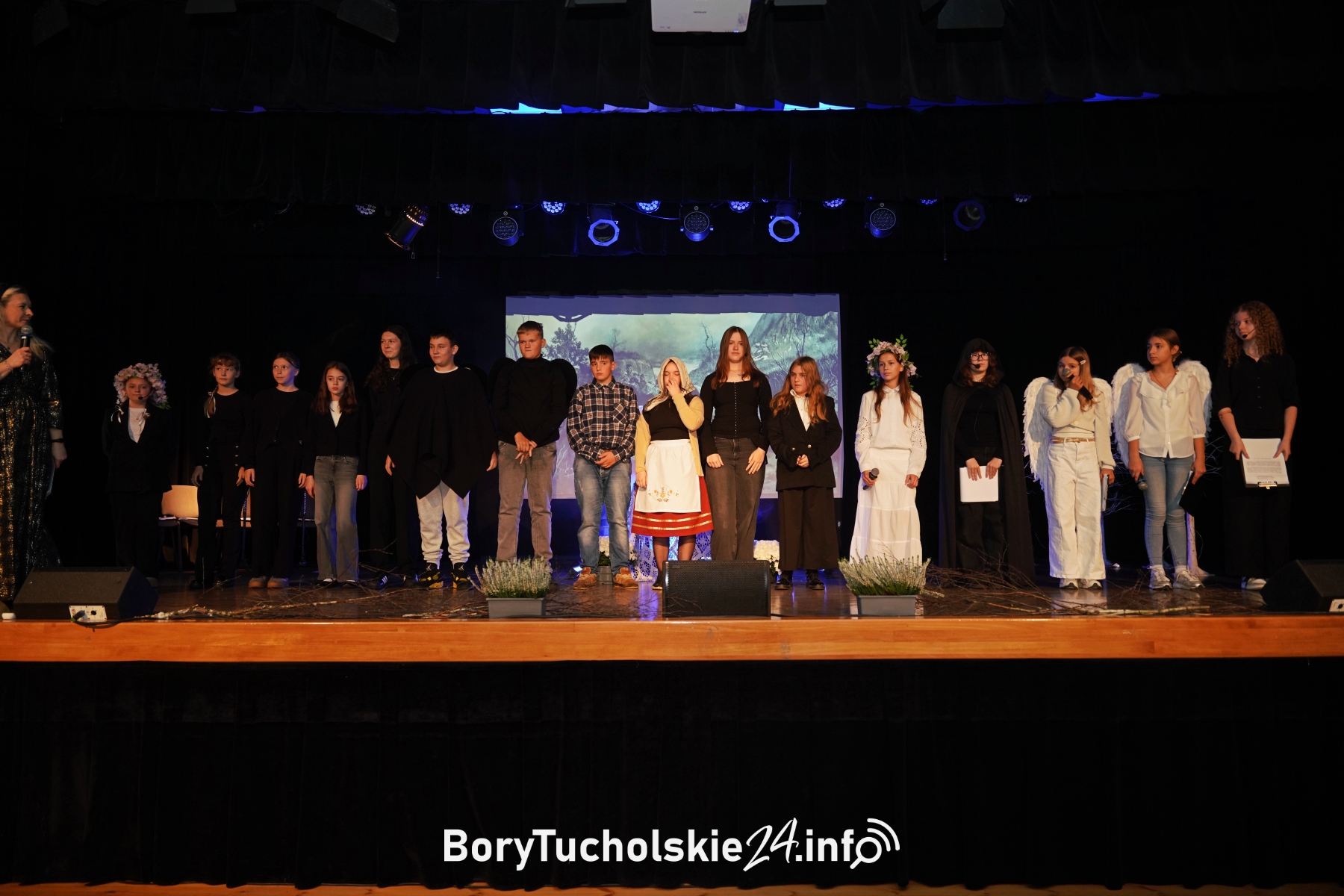 Narodowe Czytanie „Dziadów” w Śliwicach jako debiut lokalnej grupy teatralnej (FOTO, WIDEO)