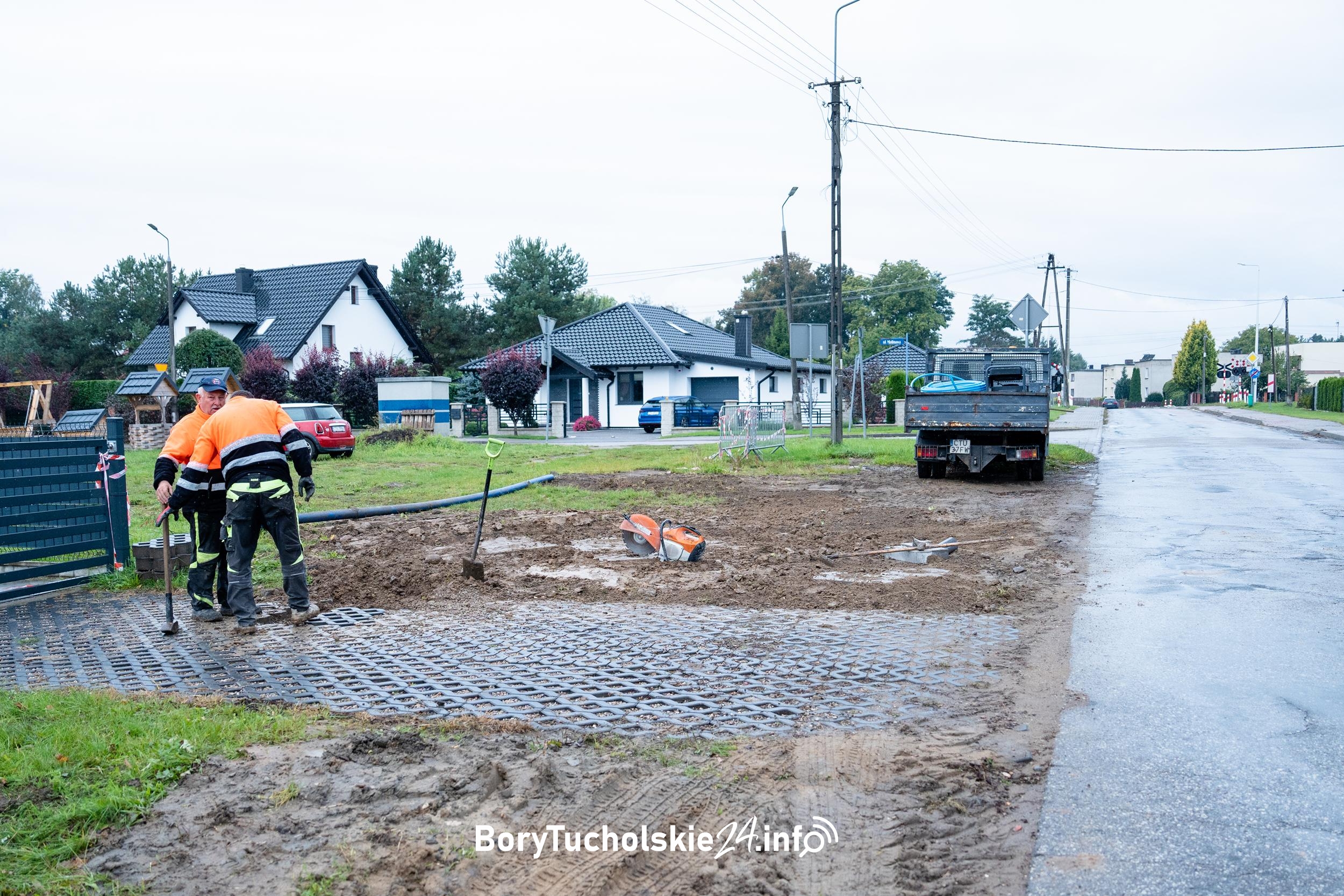 Prace na ulicy Łobodzkiej w Śliwicach są na ukończeniu. 