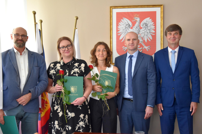 Nauczycielki z awansami zawodowymi