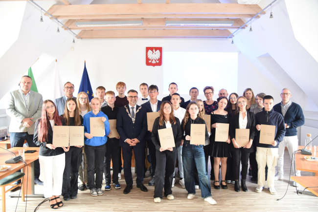 Pierwsza sesja Młodzieżowej Rady Miejskiej w Czersku (FOTO)