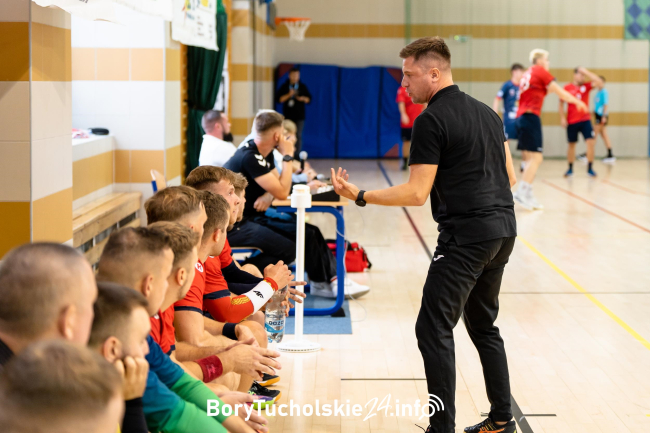 MKS Handball Czersk liderem w II lidze. Radosław Steege