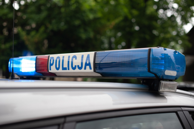Złamał sądowy zakaz prowadzenia pojazdów, był poszukiwany