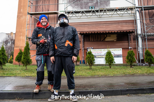 Kolejny mural w Czersku. Tym razem przedstawia Jana Matejkę
