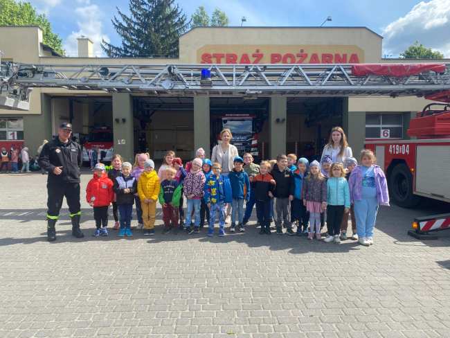 Edukacyjna wizyta SP nr 1 w jednostce OSP w Czersku (FOTO)