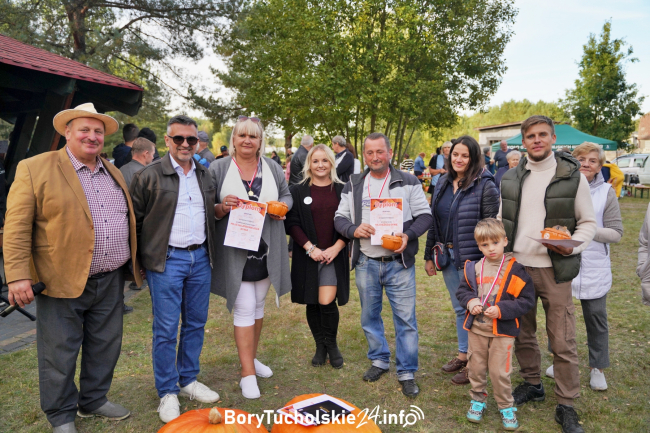Najcięższa dynia, słodkie miody i dyniowe smakołyki – IV Święto Bani i Pszczół w Złotowie (FOTO, WIDEO)