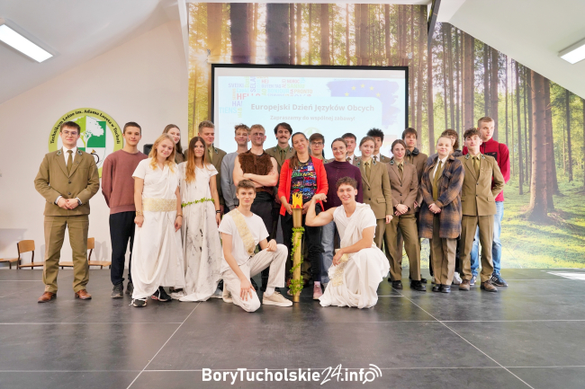 Podróż po Europie w Technikum Leśnym w Tucholi (FOTO, WIDEO)