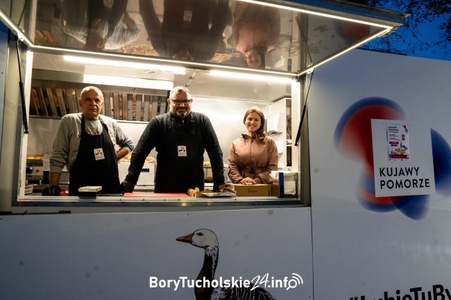 Tucholanie polubili gęsinę. Zjedli ponad pół tysiąca kanapek (FOTO, WIDEO)