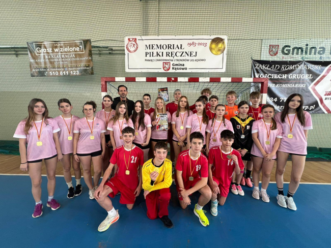 Podwójne mistrzostwo powiatu dla SP w Śliwicach (FOTO)