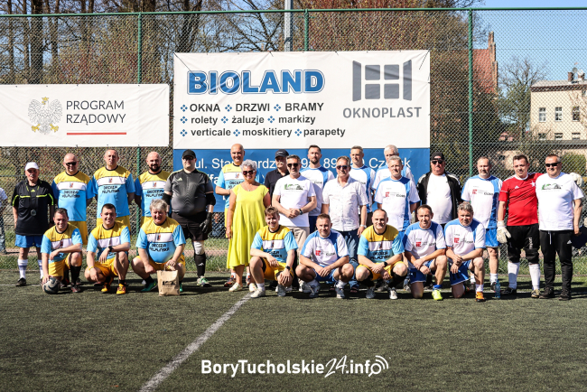 Byli piłkarze Borowiaka wygrali z księżmi (FOTO, WIDEO)